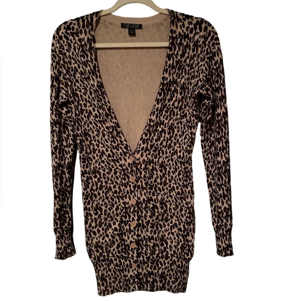 Love Culture Leopard Print Cardigan Size Medium